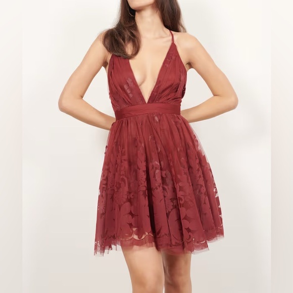Dark Red Lace Tulle Cocktail Dress Medium - Picture 4 of 13